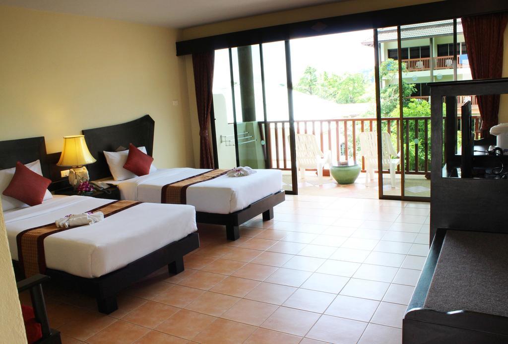 Kata Sea Breeze Resort - Sha Plus Экстерьер фото